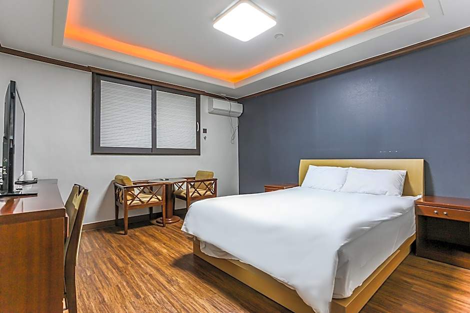 Donghae Gloria Hotel