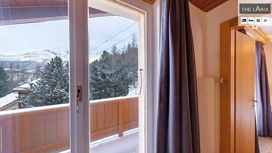 Hotel THE LARIX ski-in ski-out