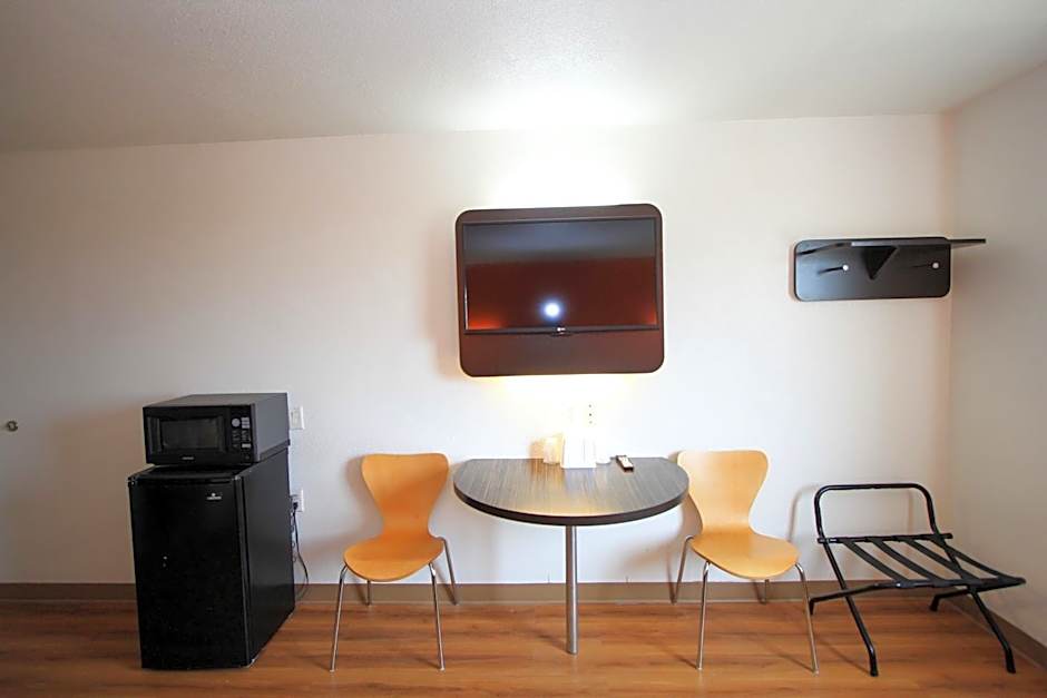 Motel 6-San Antonio, TX - Downtown - Alamo Dome