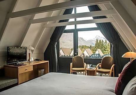 Chalet Studio King View Room