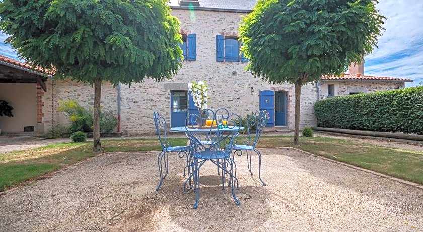 Le DOMAINE DES ECOLIERS B&B
