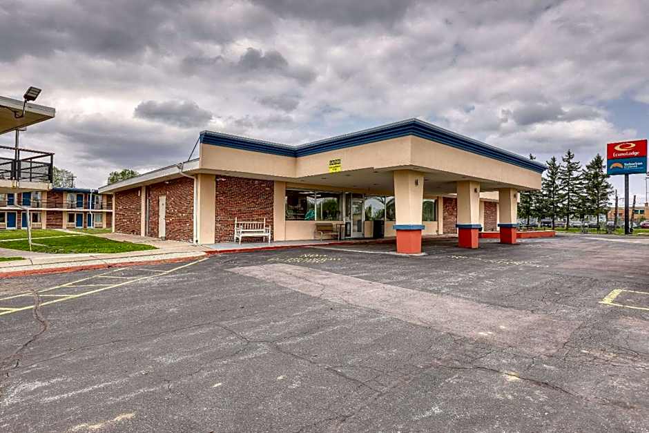 Suburban Studios Neenah-Appleton