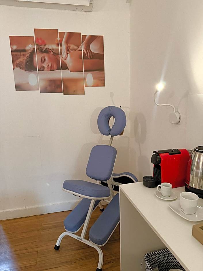 ATH Hotel - Americas Townhouse