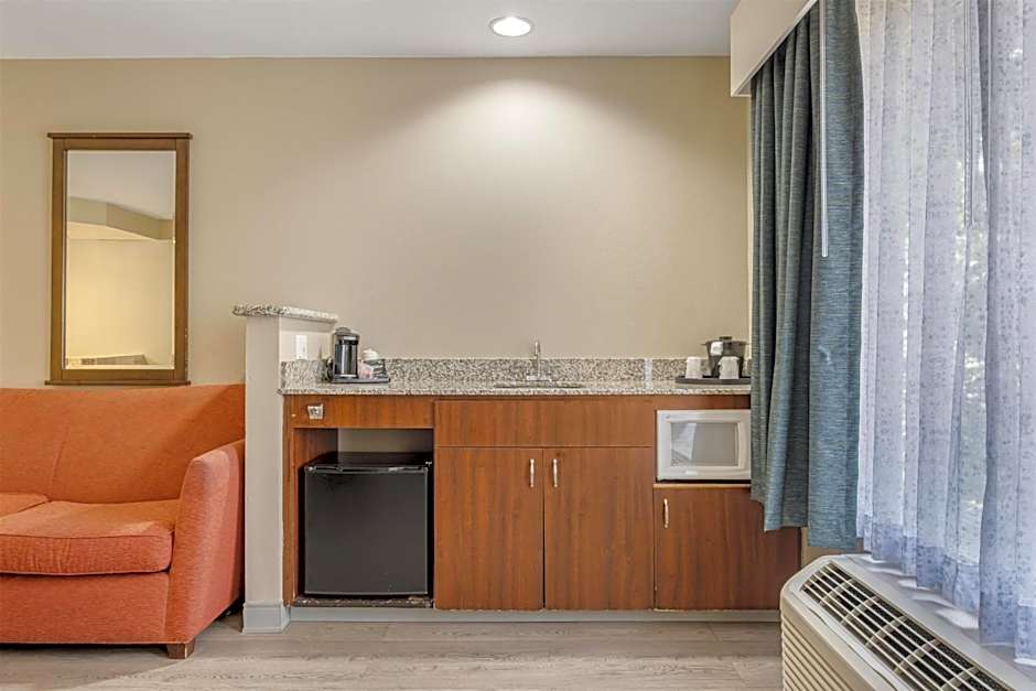 Best Western Wilsonville Inn & Suites