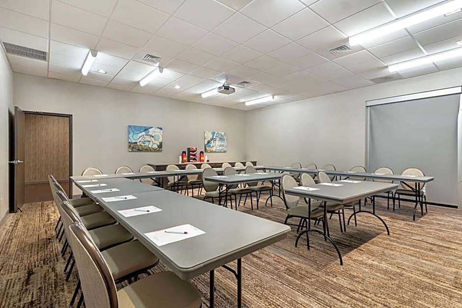 Best Western Plus Executive Residency Rigby's Water World Hotel