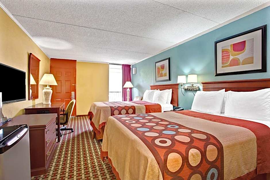 Super 8 by Wyndham Raleigh Downtown South