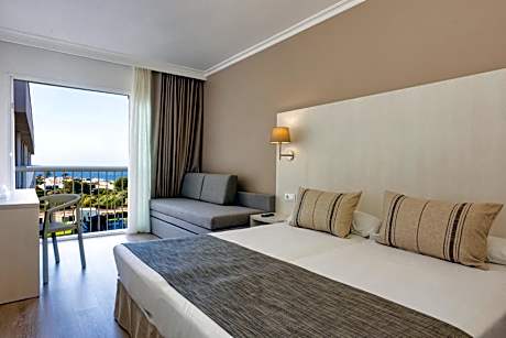 Twin Room with Sea View without balcony - No Water Park Access (2 Adults)