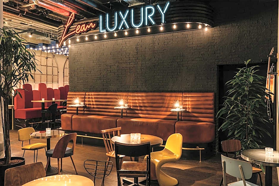 Ruby Ella Hotel Cologne By IHG
