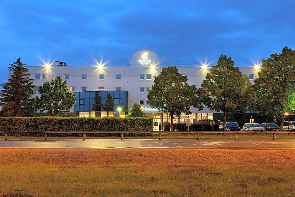 Comfort Hotel Aeroport Lyon St Exupery