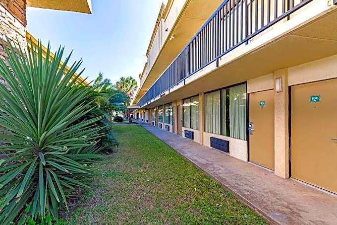 Eco-Inn Suites Baytown