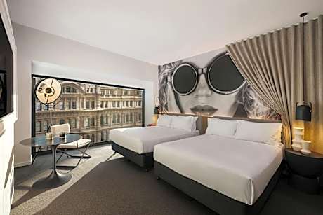 Standard Double Room with Two Double Beds and City View