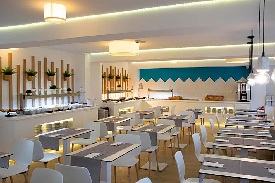 BLUESEA Arenal Tower Adults Only