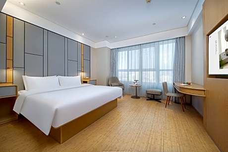 Huazhu - Superior BedRoom