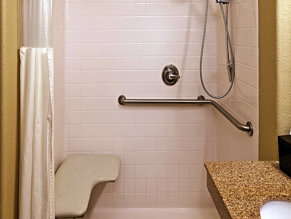 La Quinta by Wyndham Livingston