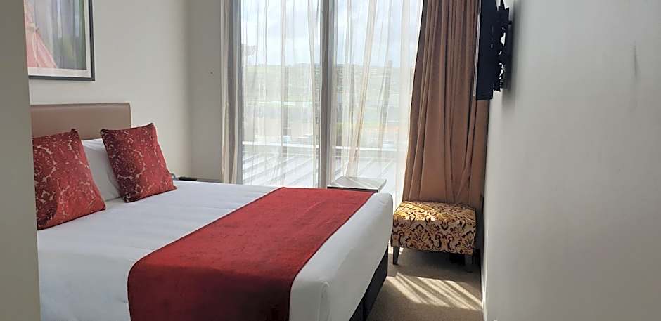 Ramada Suites by Wyndham Manukau