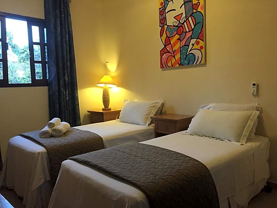 CostaSol Pipa Chalés