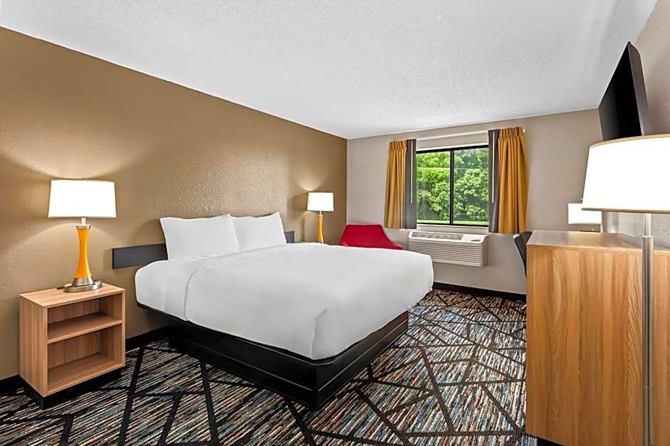 Quality Inn & Suites Howe - Sturgis
