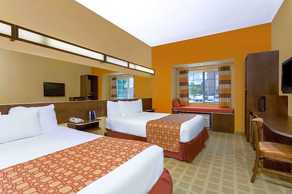 Microtel Inn & Suites by Wyndham Greenville/University Med