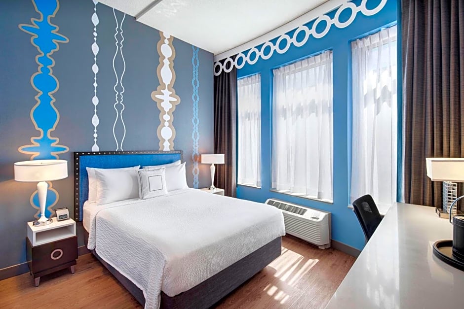 Fairfield Inn and Suites Chicago Downtown/ Magnificent Mile