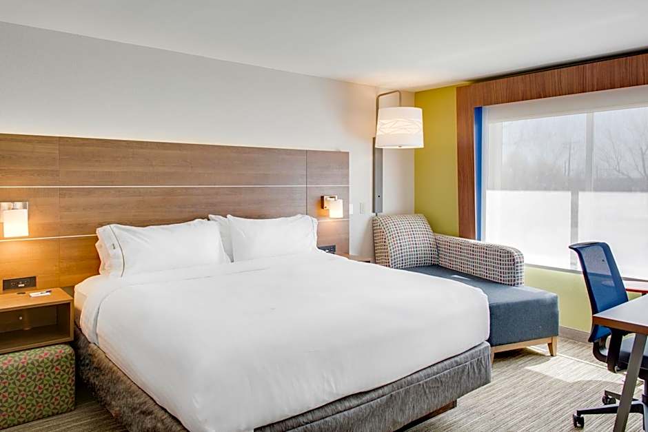 Holiday Inn Express Hotel & Suites Chickasha By IHG