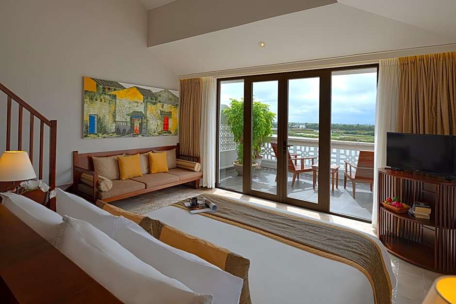 Photo 1 of 12 of Duplex Family Suite, River View
