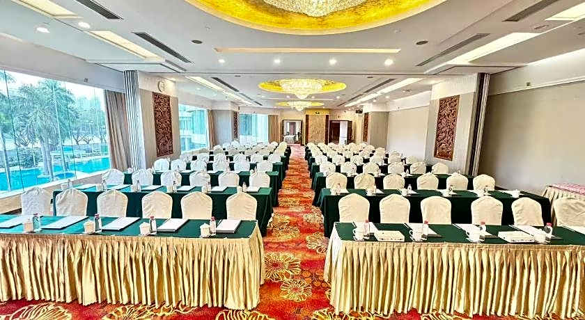 Ramada Pearl