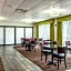 Hampton Inn By Hilton Youngstown-North