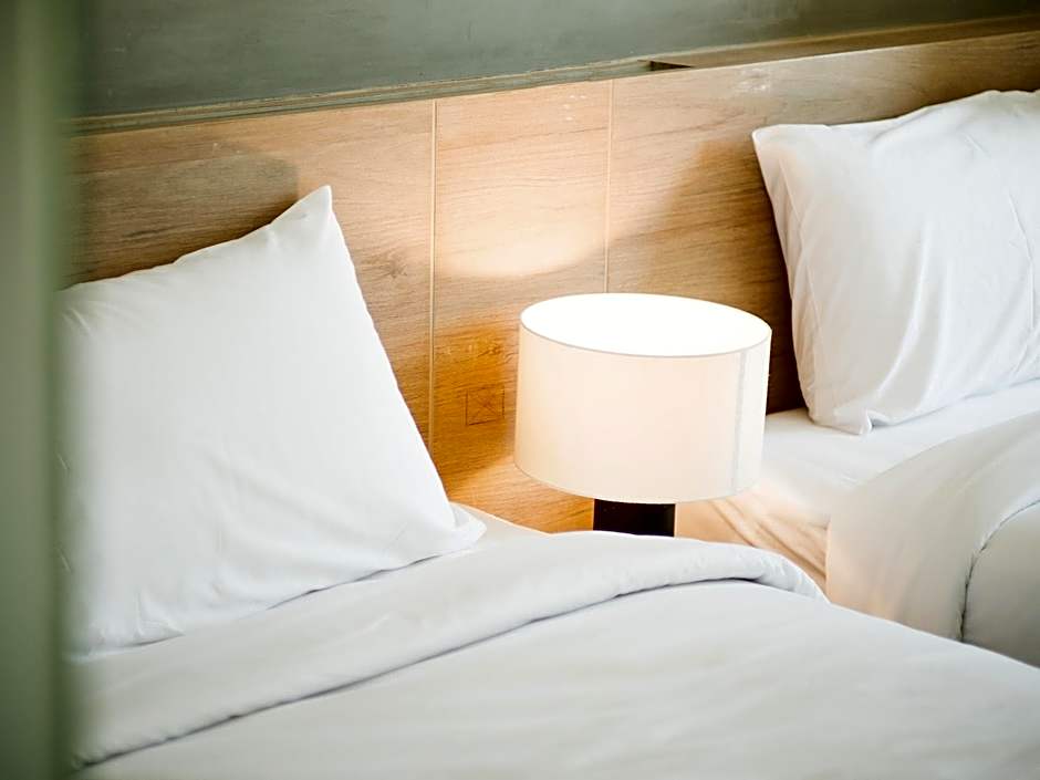 B2 Phrae Boutique and Budget Hotel