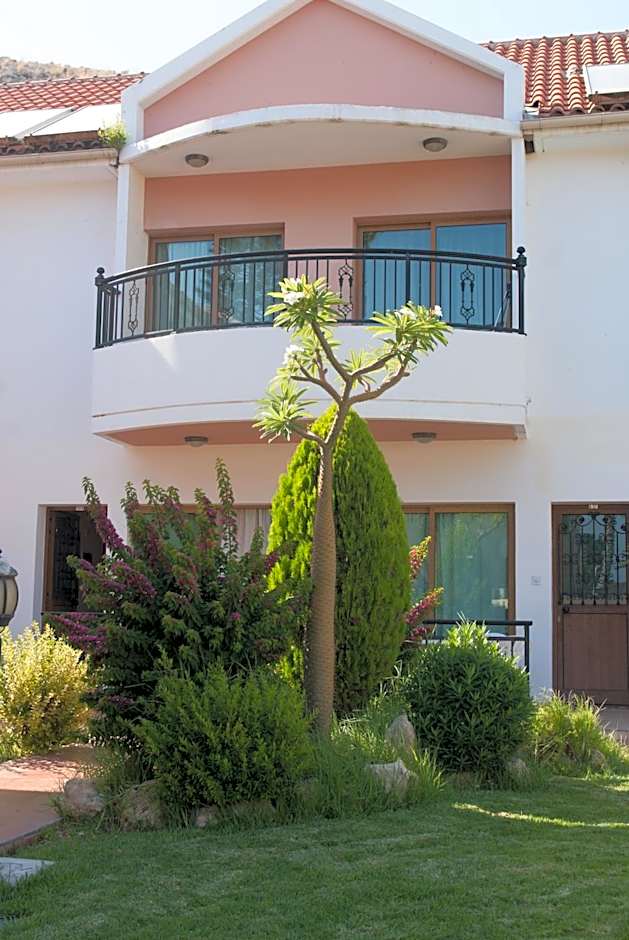 Kotzias Beach Apartments
