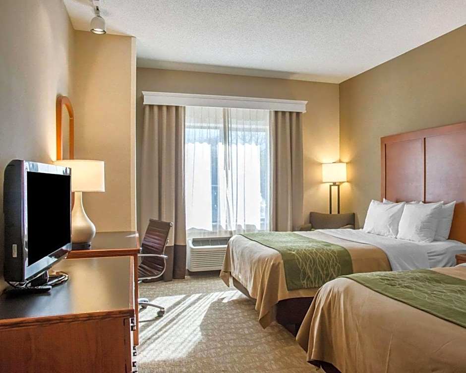 Comfort Inn & Suites West Chester - North Cincinnati