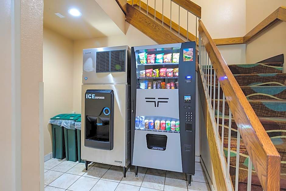 Econo Lodge Painted Post