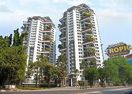 Grand Tropic Suites Hotel