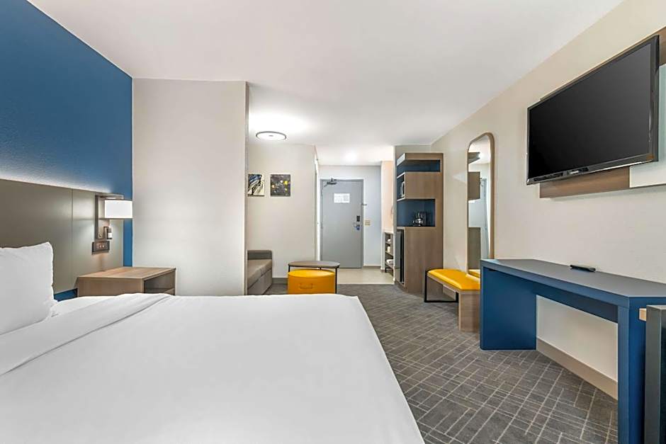 Comfort Inn & Suites - Chesterfield