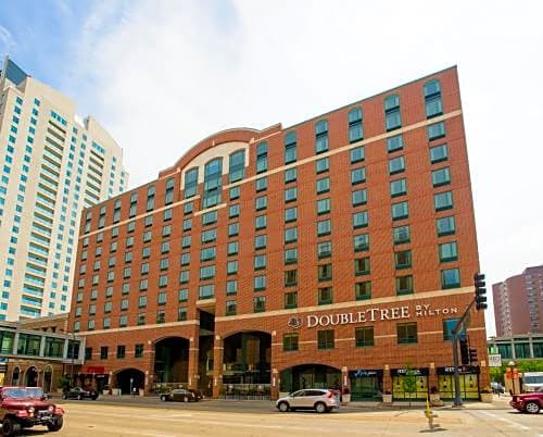 DoubleTree by Hilton Rochester - Mayo Clinic Area