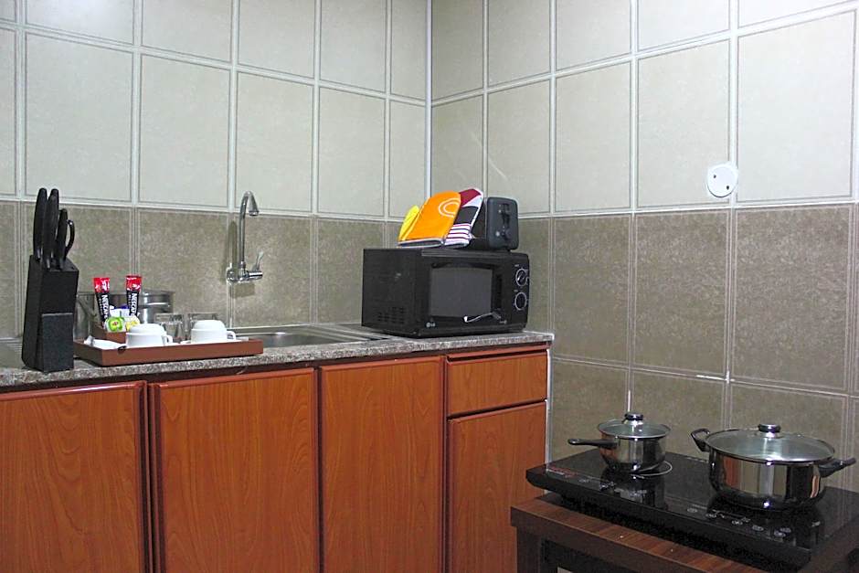 Royal Garden Hotel