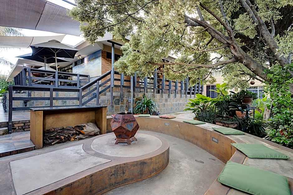 Sunrock Guesthouse