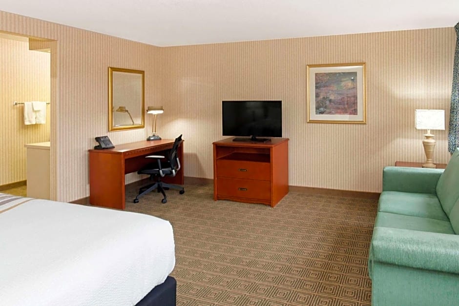 La Quinta by Wyndham Stevens Point