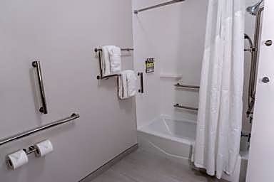Holiday Inn Express & Suites - Birmingham - Homewood
