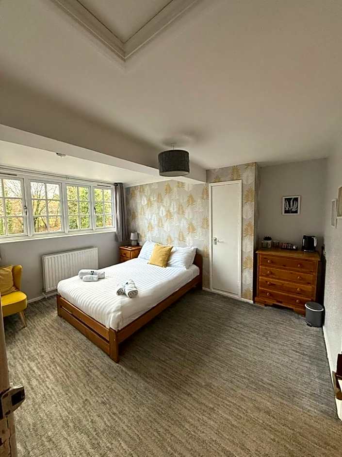 Llanerch Inn