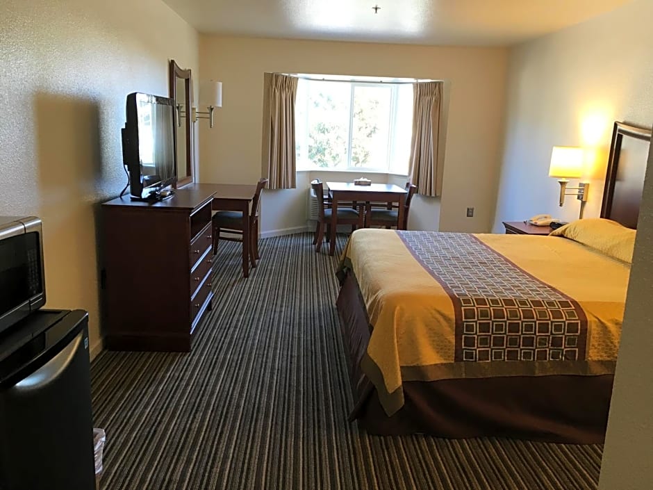 Airport Inn