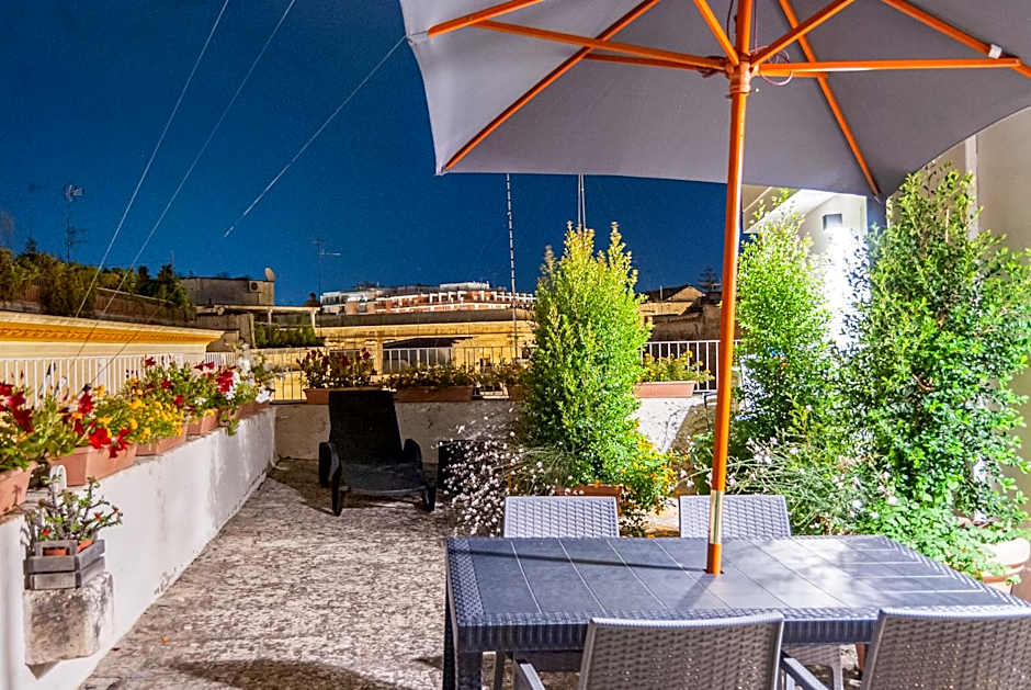 Il Garbino Suite and Apartment