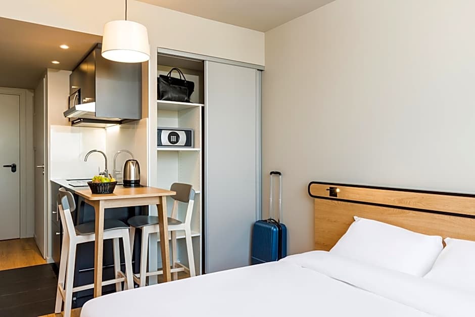 Aparthotel Adagio access Palaiseau Saclay