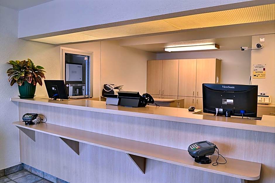 Motel 6-Billings, MT - South