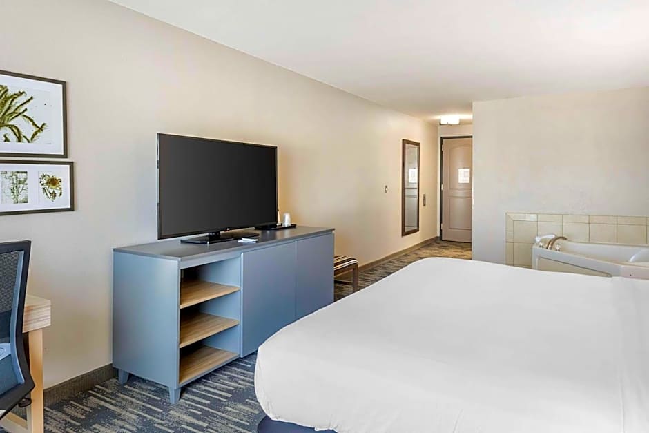 Country Inn & Suites by Radisson, St. Peters, MO