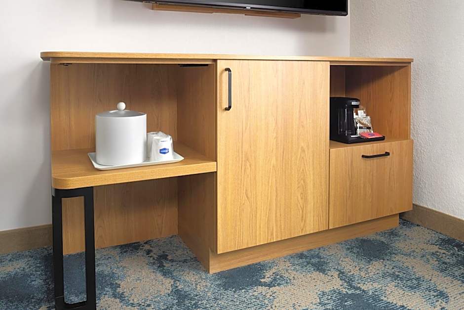 Hampton Inn & Suites Berkshires-Lenox