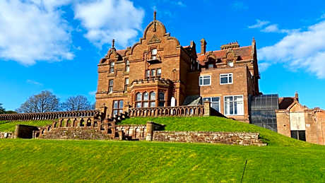 Adamton Country House Hotel