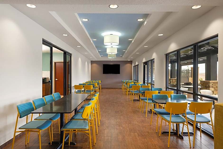 Garner Hotel Page - Lake Powell Area By IHG