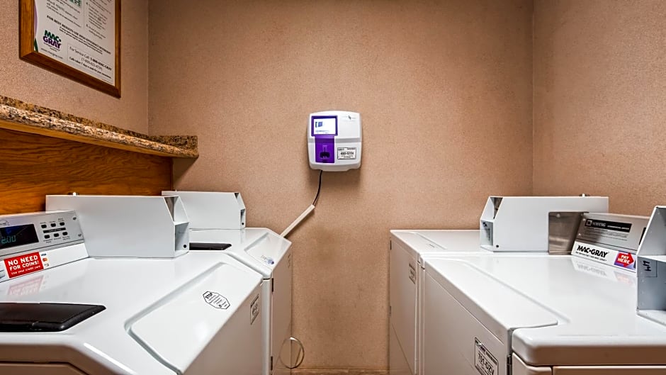 Best Western Plus Mill Creek Inn