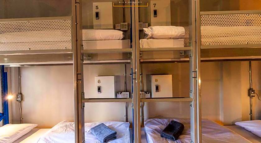 Post Factory Bed & Breakfast Hostel