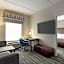 Hampton Inn By Hilton & Suites Pittsburgh/Harmarville